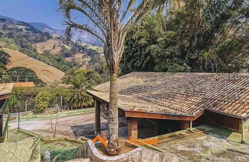 Sao Bento do Sapucai Casa | Piscina e vista incrível em São Bento do Sapucaí