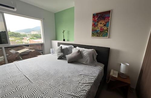 Cali Apartamento | Piscina, jacuzzi y vista 360, en La Flora, Cali