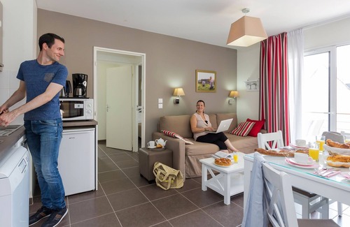 Chinon Condominio | Piscine Extérieure + Espace Bien Etre | Proche de la Vienne