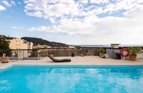 Le Cannet Apartamento | Piscine Rooftop | Chambre +Terrasse Privée