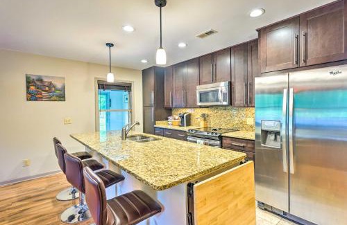 Pisgah Forest Casa | Pisgah Forest Farm Home Outdoor Pool and Games