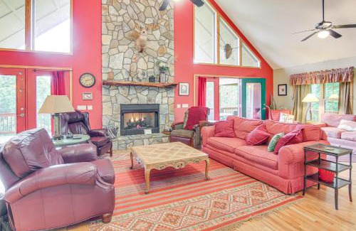 Burnsville Casa | Pisgah National Forest On-Site Home in Burnsville