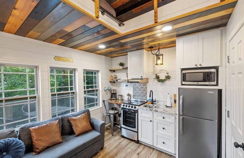 Brevard Cabina | Pisgah Paradise-Privacy, Hot Tub, and Views!