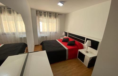 Dean Pequeno Apartamento | Piso céntrico, con amplia terraza, 3 dormitorios