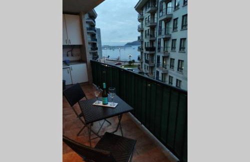 Baiona Apartamento | Piso Céntrico con Terraza y Garaje Para Tu Familia