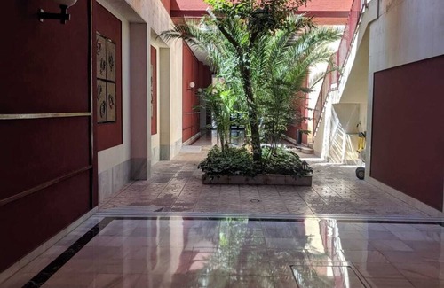 Palacio Condominio | Piso cómodo y tranquilo a pasos de lo mejor de Madrid