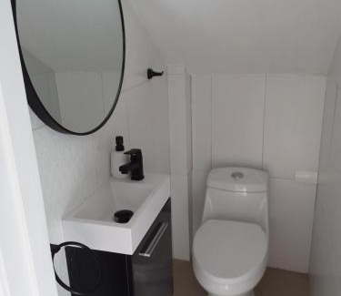 Renaca Casa | Piso completo tipo loft independiente y vista de primera linea