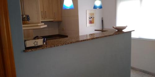 Costa Dorada Apartamento | Piso con vistas al puerto - Wifi
