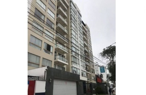 Leuro Casa | ★ Piso elegante y remodelado / 2BR Miraflores ★