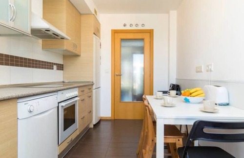 Zuera Apartamento | Piso en residencial con piscina a15 minutos de Zaragoza. Familias Trabajo