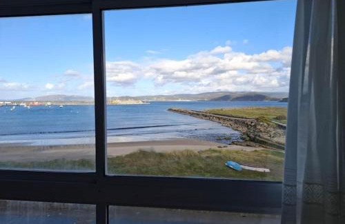 Cariño Apartamento | Piso primera línea de playa y vistas al mar en Cariño