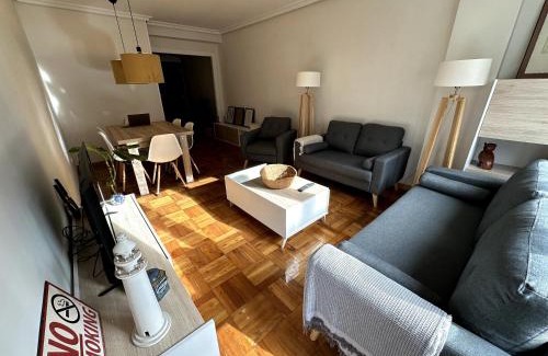 La Corredoria y Ventanielles Apartamento | Piso reformado centro de Oviedo