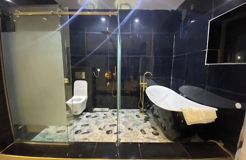 Kano Hotel | Piston Guest Inn