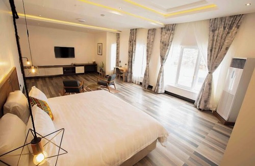 Kano Hotel | Piston Guest Inn