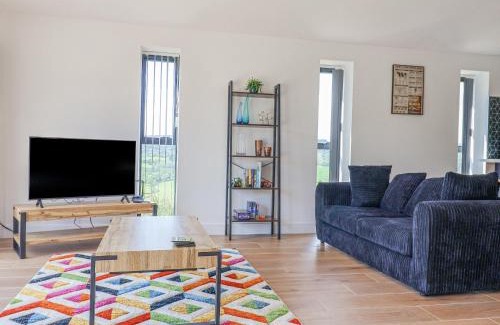 Honiton Casa | Pit Close