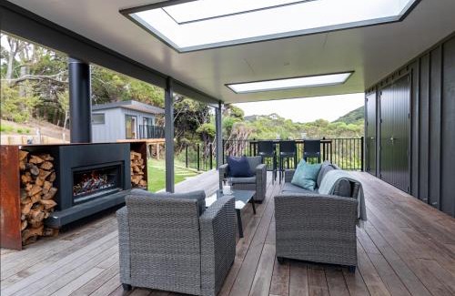 Tryphena Casa | Pitokuku House