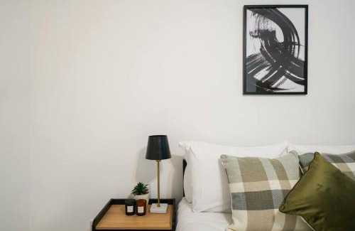 Cleveland Casa | Pitshanger Hububb Stay