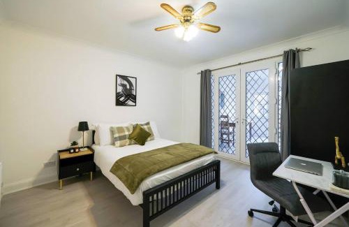 Cleveland Casa | Pitshanger Hububb Stay