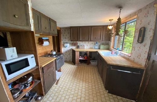 Metro Vancouver Regional District Cabina | Pitt Lake Cabin - Boat Access Only
