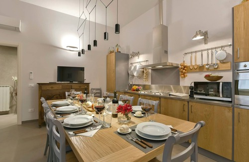 Oltrarno Apartamento | Pitti, su propiedad de lujo en Florencia - con sauna de infrarrojos