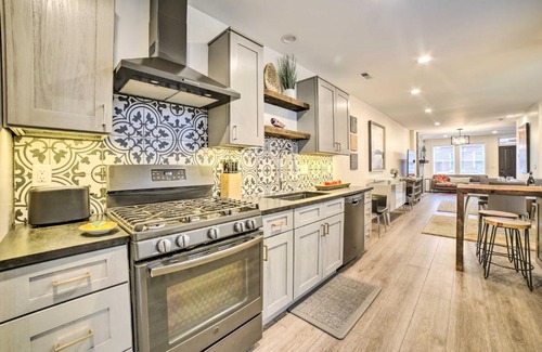 Mexican War Streets Casa | Pittsburgh Home Walkable Location!