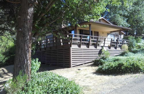 Julian Cabina | Piute Trail Lodge Lago Cuyamaca