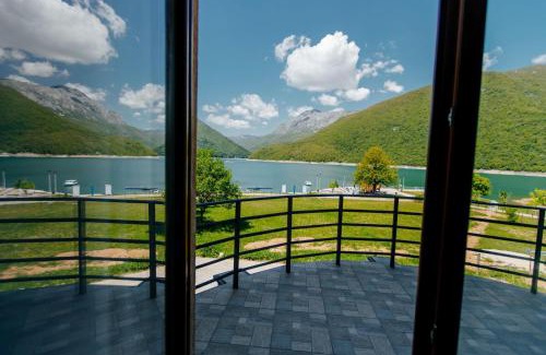 Pluzine Apartamento | Piva lake