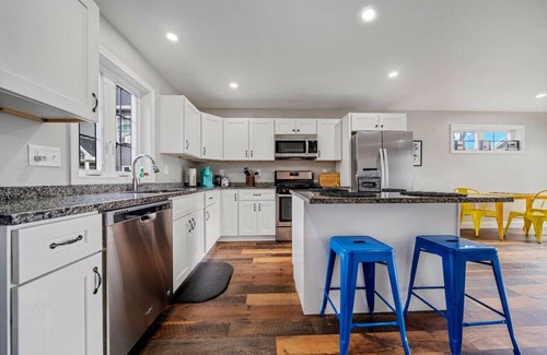 Old Orchard Beach Apartamento | Pixel Perfect Escape: 2BR Retreat w/ Gaming Theme