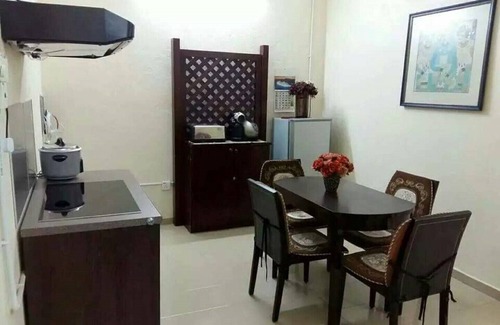 Kampung Bakau Apartamento | Pizzazz Q Holiday Apts (3 camas) 500MbpsWiFi 50 "SUHDTV