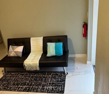 North Miami Beach Casa | Pk cozy suite