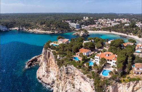 Cala Galdana Villa | Plaça de sa Punta, 4, 07750 Cala Galdana, Illes Balears, Spanyolország