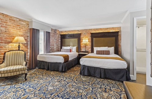 French Quarter Hotel | Place d'Armes Hotel