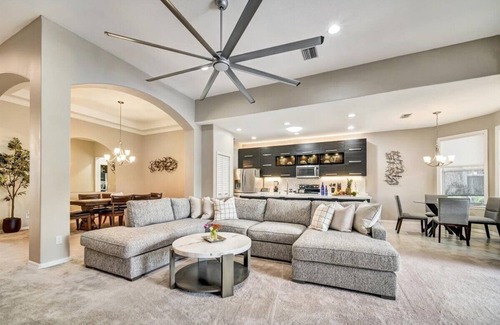 Venice Casa | Place of Elegance and Style, Located on a Golf Course