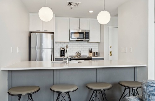 Downtown Pittsburgh Apartamento | Placemakr Downtown Pittsburgh at The Pennsylvanian