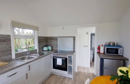 Hayle Apartamento | Placerville offers stunning views across the bay and has been recently renovated.