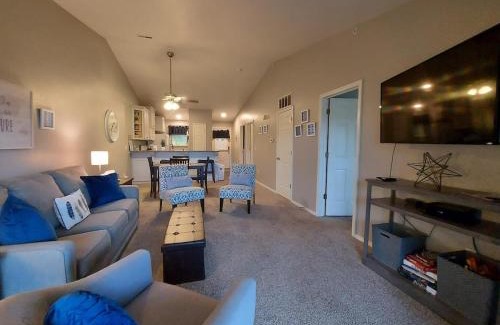 Table Rock Casa | Placid Place Walk to Marina Fishing
