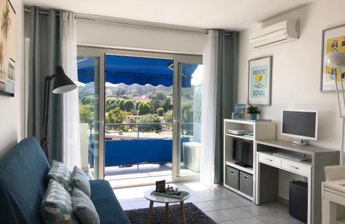 Cros-de-Cagnes Apartamento | Plage et hippodrome