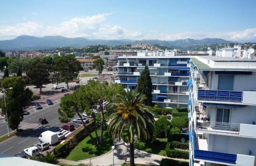 Cros-de-Cagnes Apartamento | Plage et hippodrome