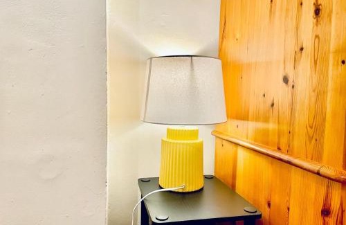 Plaistow South Apartamento | Plaistow home near Custom House Excel free parking