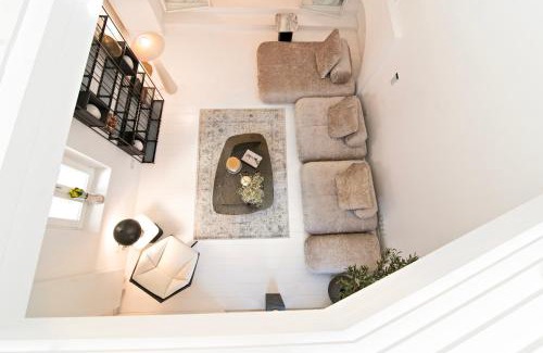Plaka Villa | Plaka Villa with Epic Acropolis Views