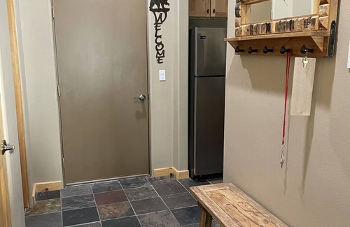 Taos Ski Valley Condominio | Summer fun with cool temps at our Enchanted Condo 1.5 miles from Taos Ski Valley