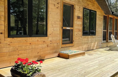 Canaan Cabaña | Plan your Berkshires by the lake