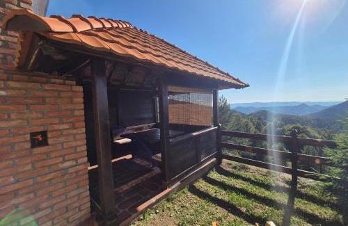 Kremna Casa | Planinska kuća Tasić, Tara