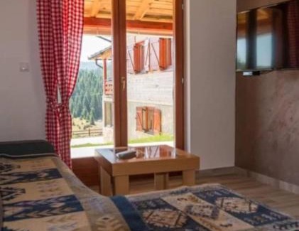 Konjska Reka Casa | Planinske kuće Anika Tara minimum 2 noćenja