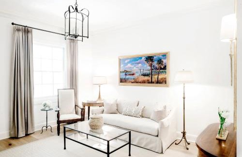 Charleston Historic District Hotel | Planters Inn - Charleston