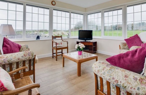 Caergeiliog Casa | Plas Bach in the beautiful Holyhead