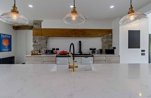 Abergele Casa | Plas Isaf Farmhouse - Cuatro Habitaciones Casa, Capacidad 10