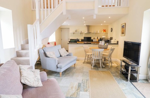Holywell Cabaña | Plas Tirion Cottage, Mostyn