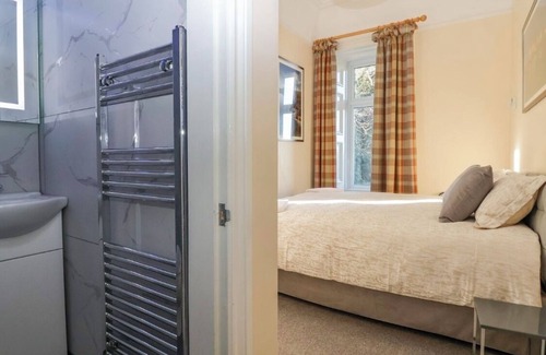 Bont Newydd Hotel | Plas Y Bryn Manor Hotel