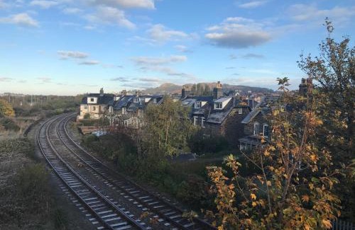 Deganwy Casa | Platform 13 Railway Cottage